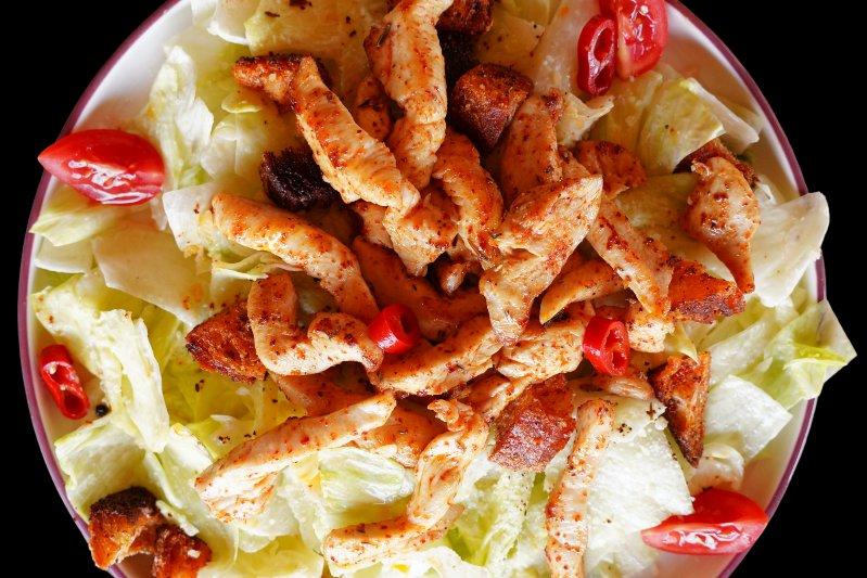 Tavuk Sezar Salata